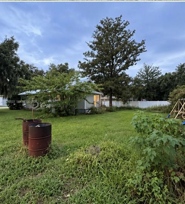 3 of 6 - 1051 Lake Drive, , FL