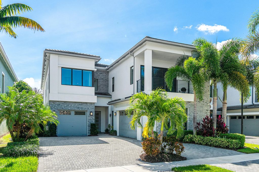 9006 Dulcetto Court, Boca Raton