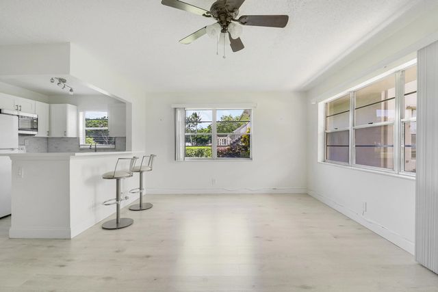 4 of 30 - 288 Northampton #o, West Palm Beach, FL