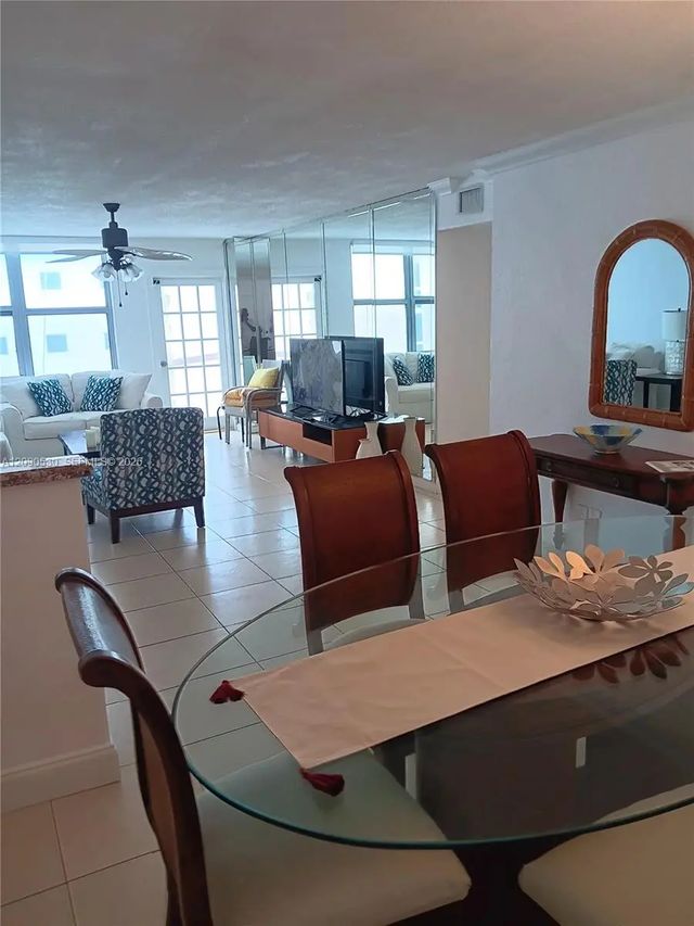 5 of 8 - 9225 Collins Avenue #1206, Surfside, FL