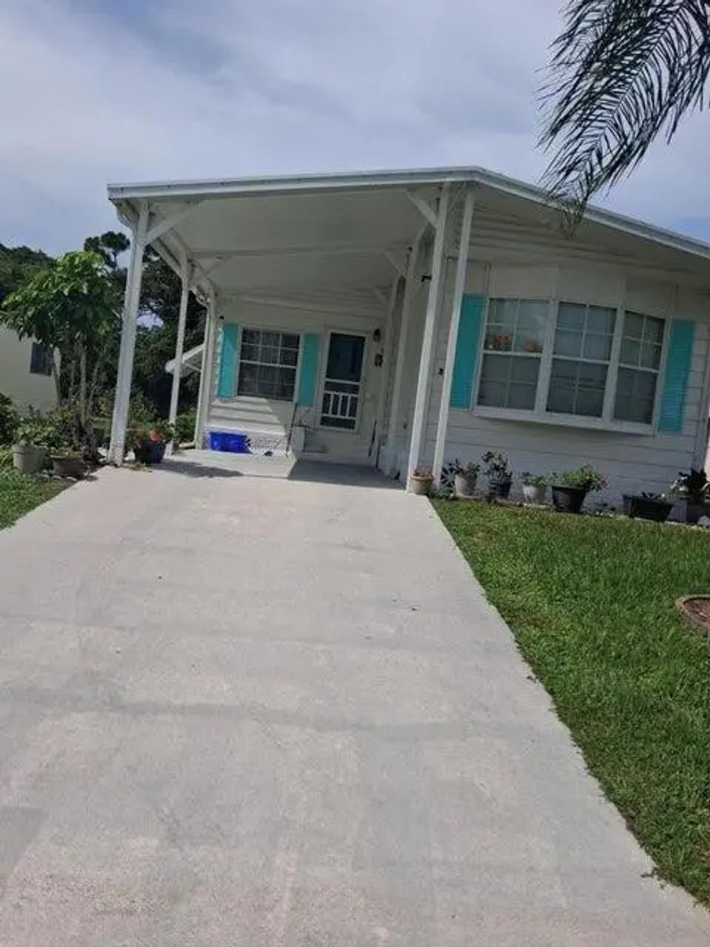 8 Novedades, Port St. Lucie