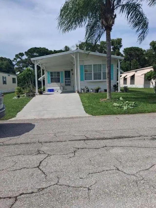 2 of 15 - 8 Novedades, Port St. Lucie, FL