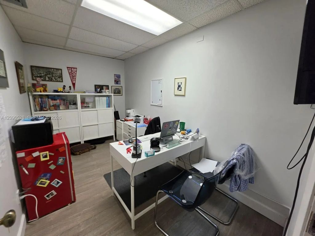501 Golden Isles Drive #201-c, Hallandale Beach
