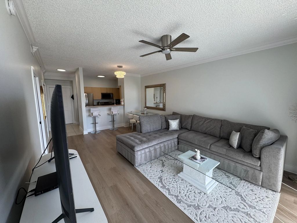 616 Clearwater Park Road #805, West Palm Beach
