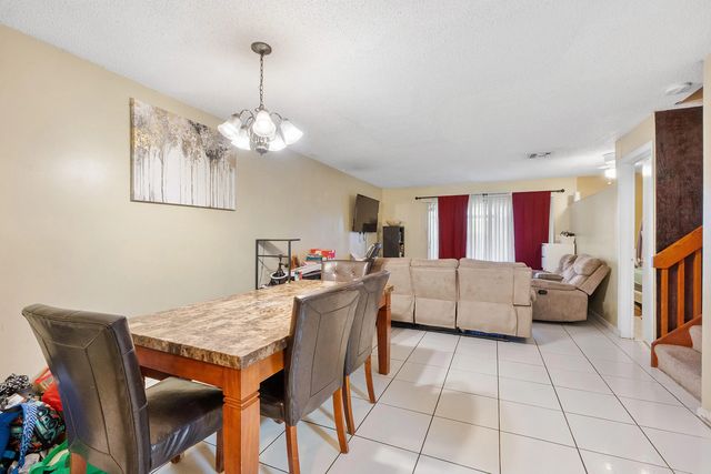 4 of 22 - 1469 Sussex Drive, North Lauderdale, FL