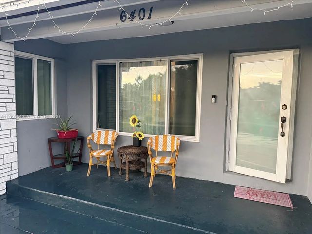4 of 22 - 6401 Dewey Street, Hollywood, FL