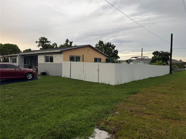 5 of 22 - 6401 Dewey Street, Hollywood, FL