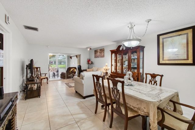 4 of 64 - 136 Lake Rebecca Drive, West Palm Beach, FL