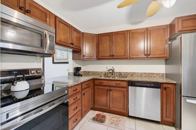 5 of 64 - 136 Lake Rebecca Drive, West Palm Beach, FL