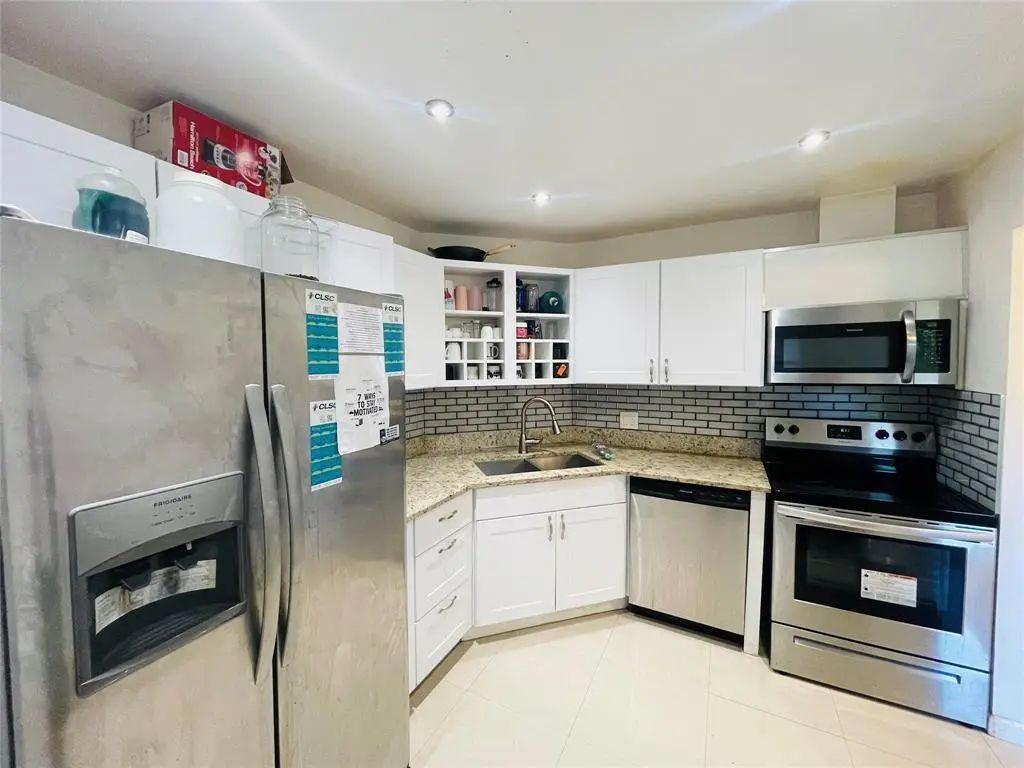 6300 S Falls Circle Drive #412, Lauderhill