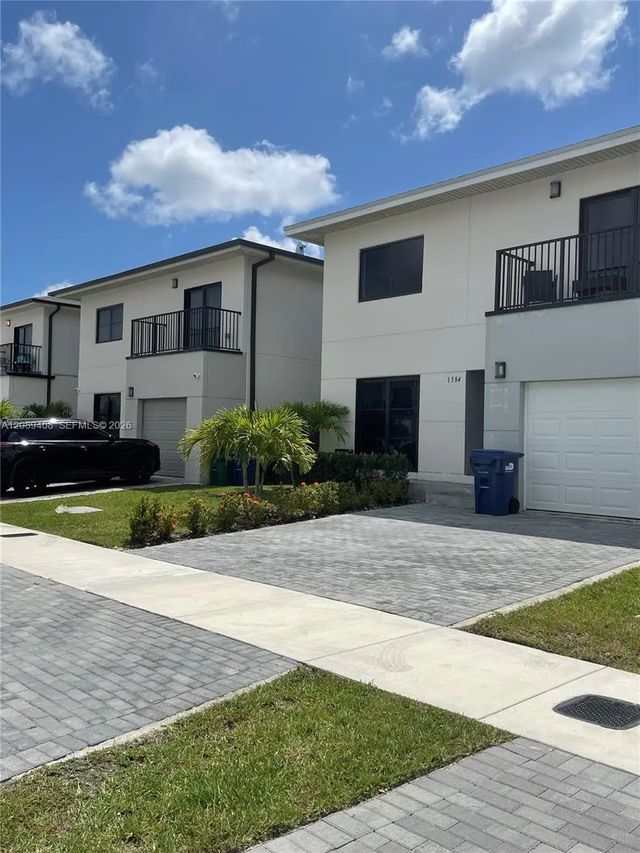 4 of 60 - 1384 Nw 2nd Terrace, Florida City, FL
