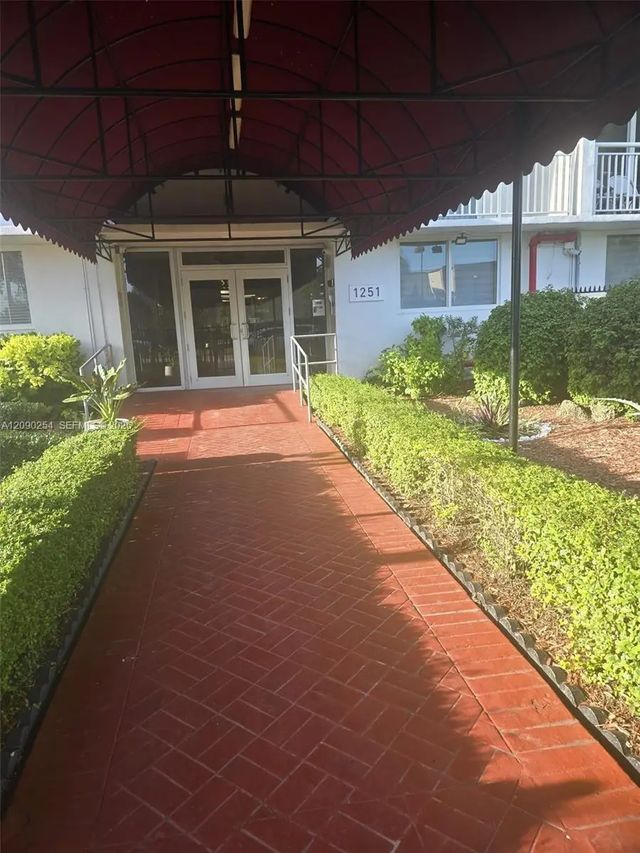 2 of 24 - 1251 Ne 108th Street #718, Miami, FL
