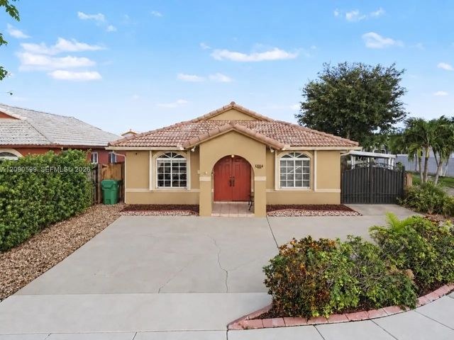 12711 Nw 99th Place, Hialeah Gardens