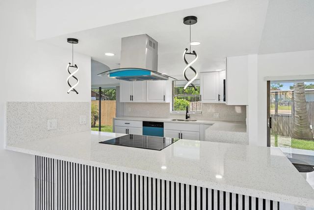 1633 Woods Bend Road, West Palm Beach