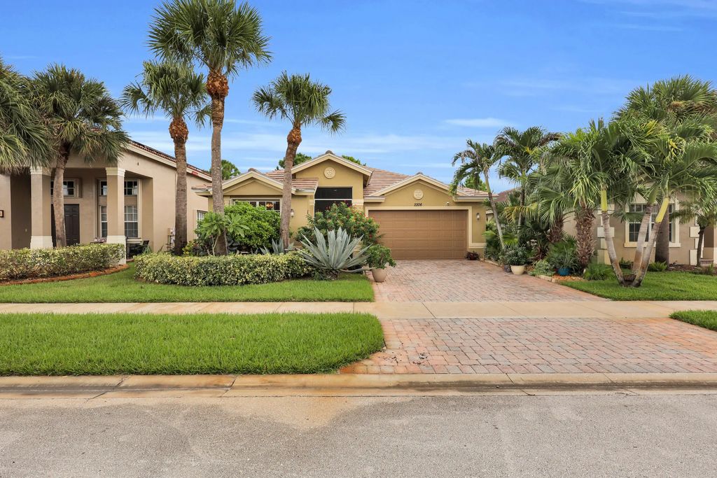 2206 Newport Isles Boulevard, Port St. Lucie