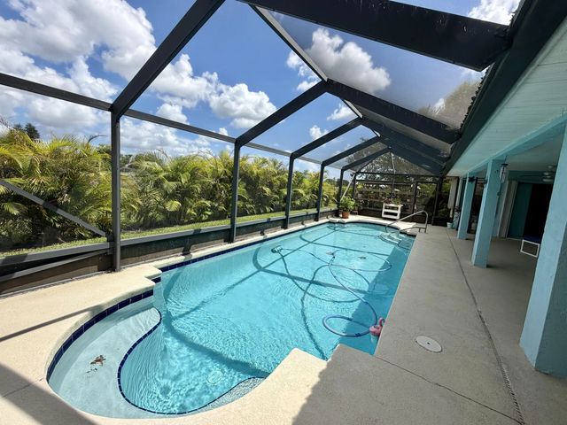 5 of 21 - 1251 Sw Abingdon Avenue, Port St. Lucie, FL
