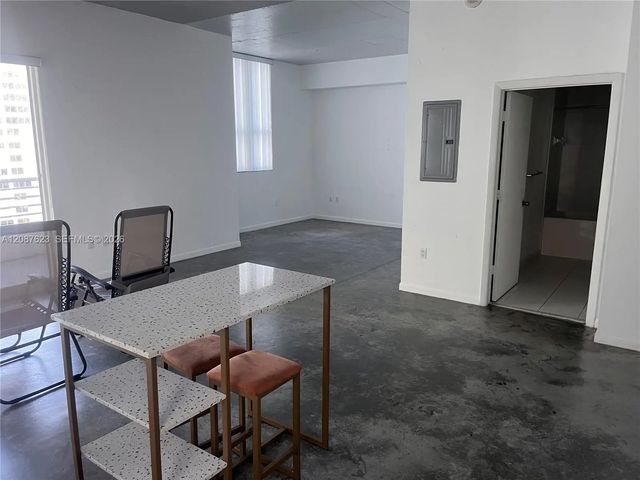 4 of 18 - 133 Ne 2nd Avenue #2301, Miami, FL