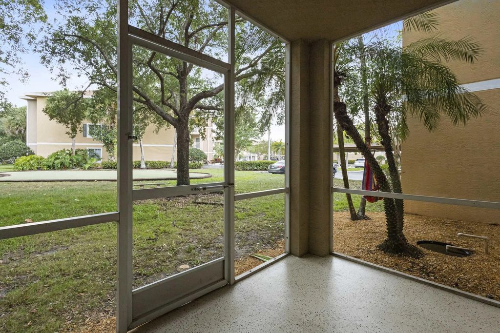 6450 Emerald Dunes Drive #103, West Palm Beach