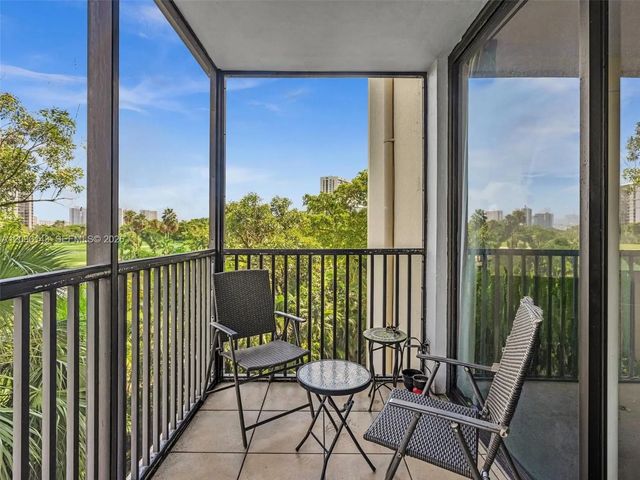 4 of 40 - 20379 W Country Club Drive #332, Aventura, FL