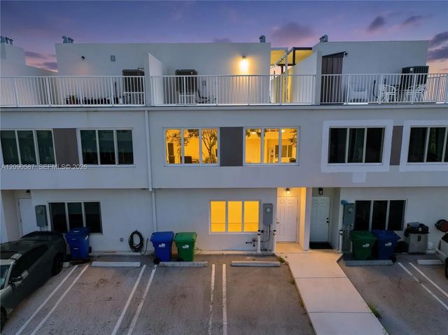 3 of 68 - 25813 Sw 145th Avenue, Homestead, FL