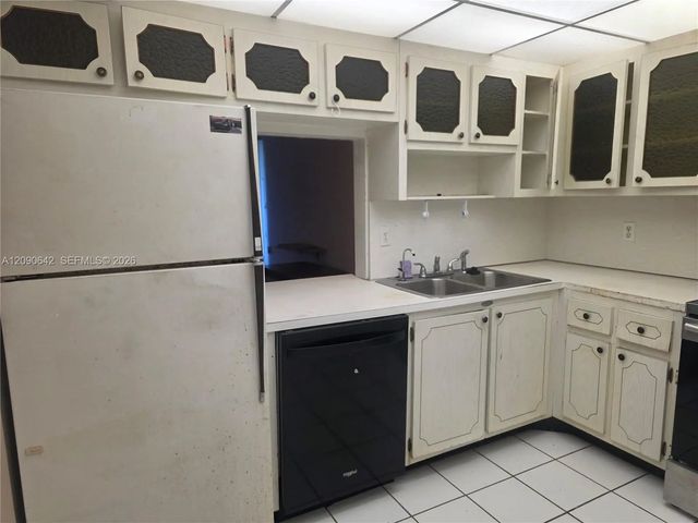 2 of 7 - 1304 Ne 191st Street #a-128, Miami, FL