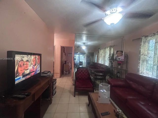5 of 35 - 105 Nw 122nd Street, North Miami, FL