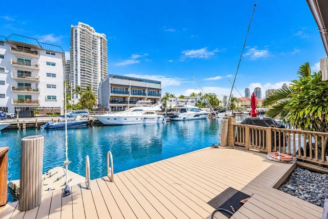 3805 Ne 170th Street #a-6, North Miami Beach