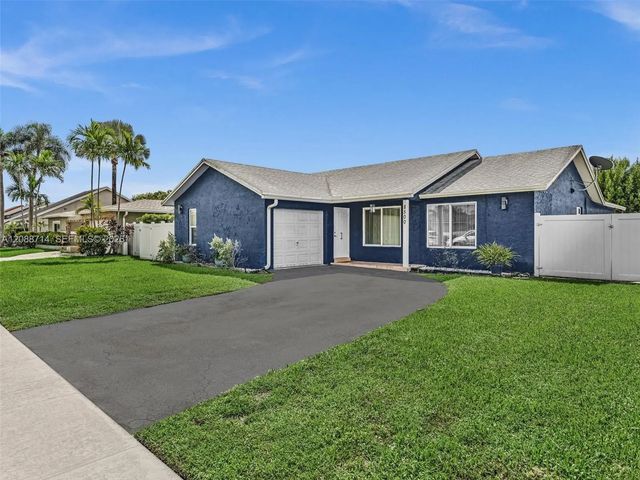 2 of 55 - 8500 Nw 7th Street, Pembroke Pines, FL
