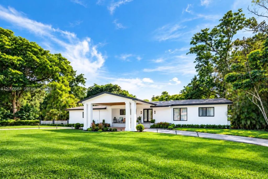 20 N Hibiscus Court, Plantation