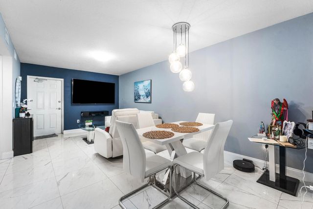 5 of 19 - 3516 Briar Bay Boulevard #103, West Palm Beach, FL