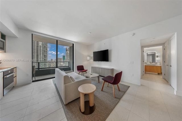 5 of 30 - 159 Ne 6th Street #2402, Miami, FL