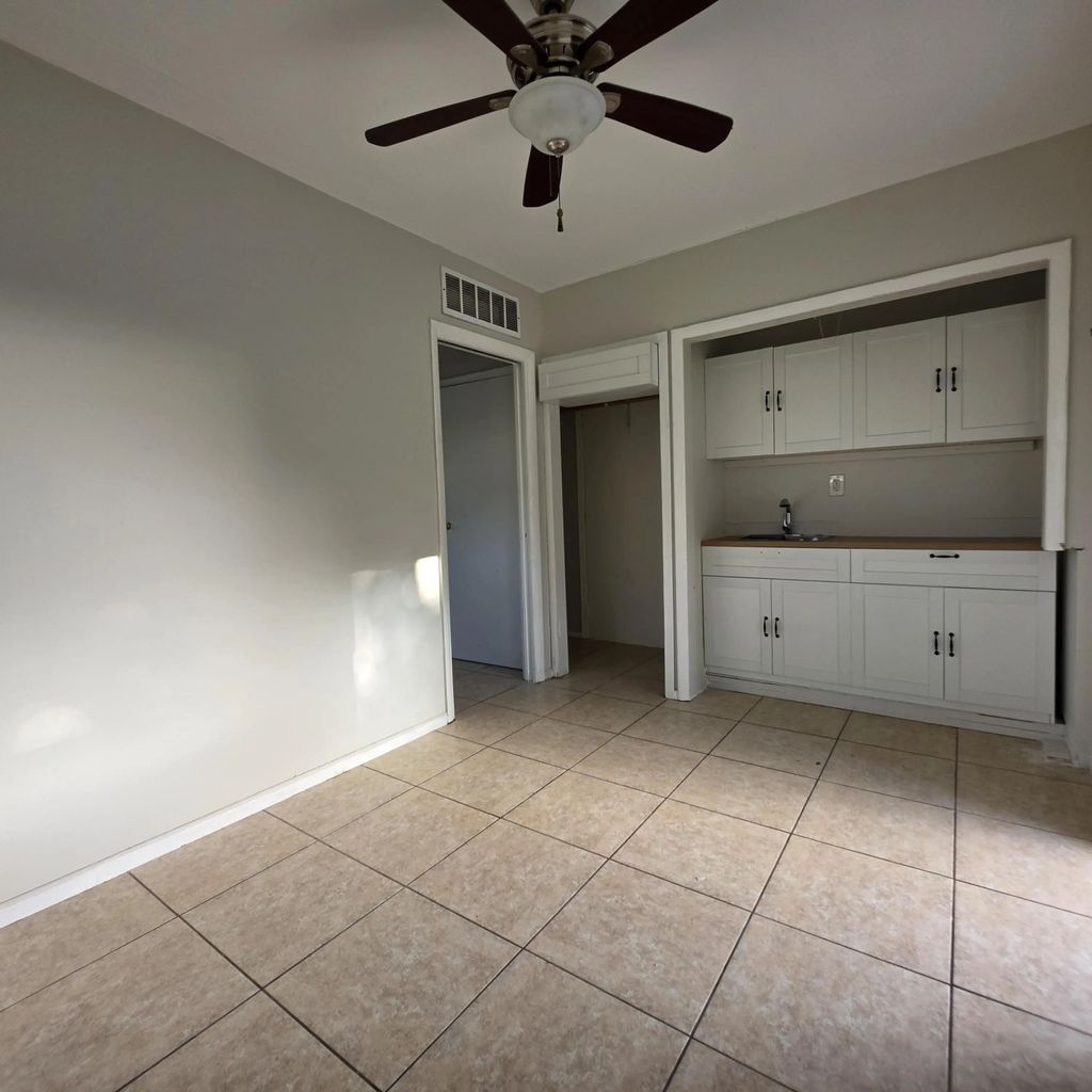1826 Sherman Street #apt 16, Hollywood