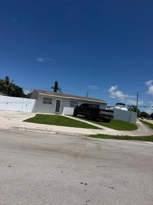 4 of 4 - 22365 Sw 112th Court, Miami, FL