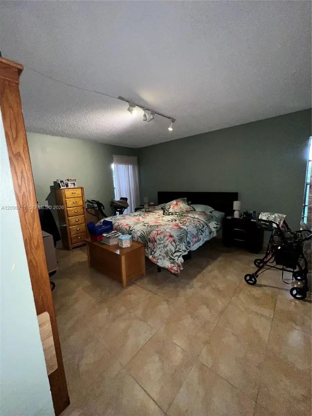 4 of 14 - 13870 Sw 62nd Street, Miami, FL