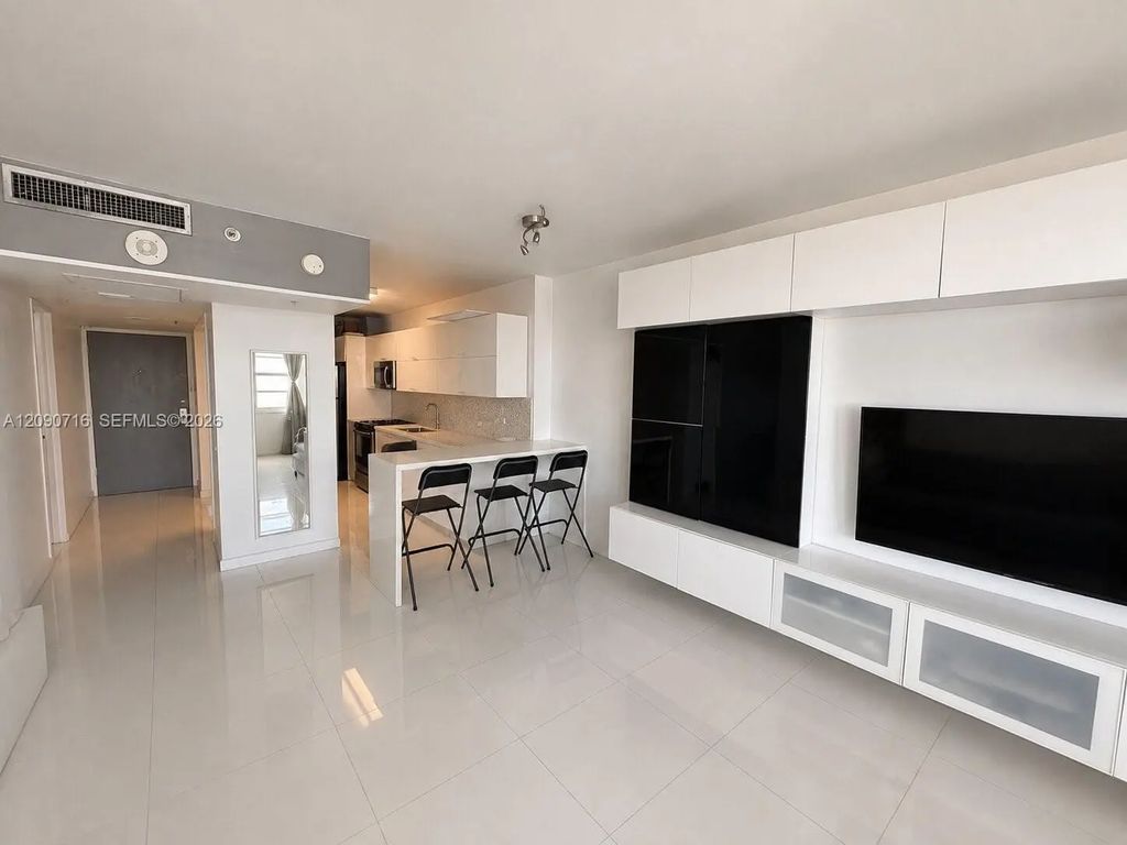 N/A, Miami Beach