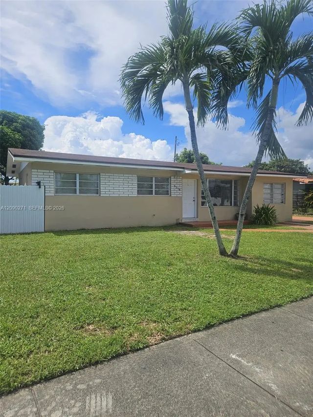 5318 W 4th Lane, Hialeah