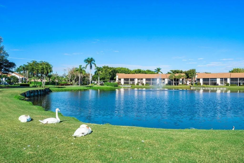 5355 10th Fairway Drive #2, Delray Beach