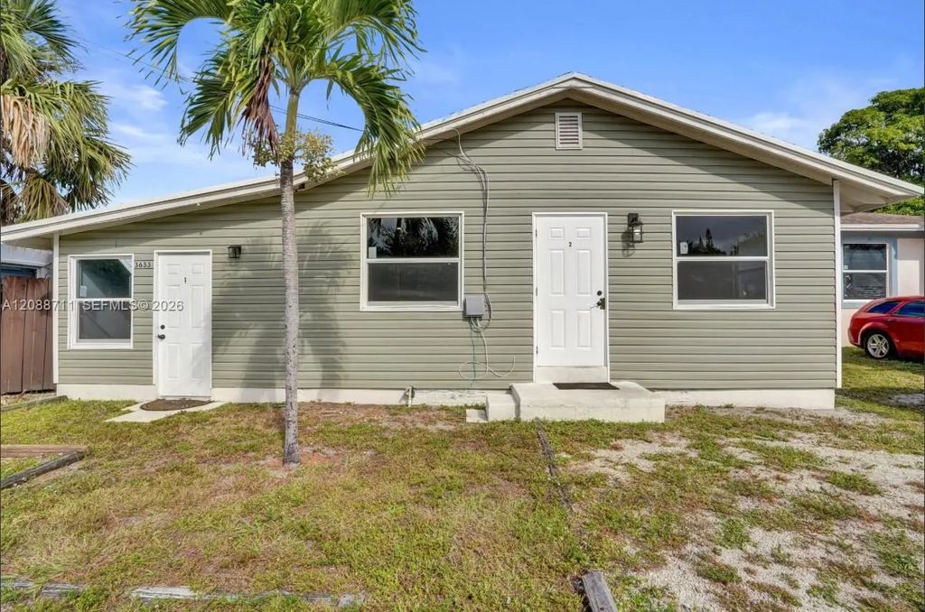3633 Sw 12th Court, Fort Lauderdale