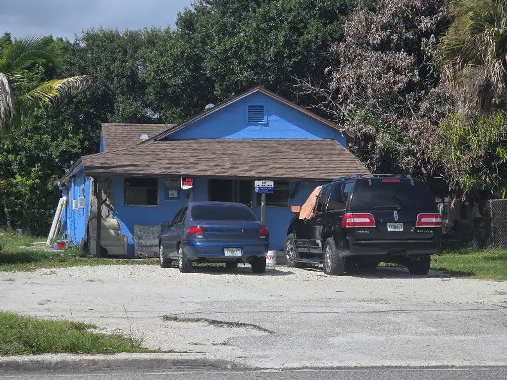 916 Avenue H, Fort Pierce