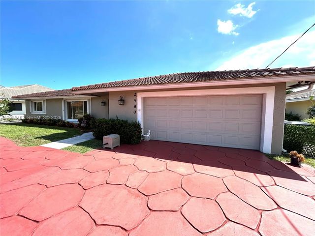 2 of 7 - 2480 Ne 46th Street, Lighthouse Point, FL
