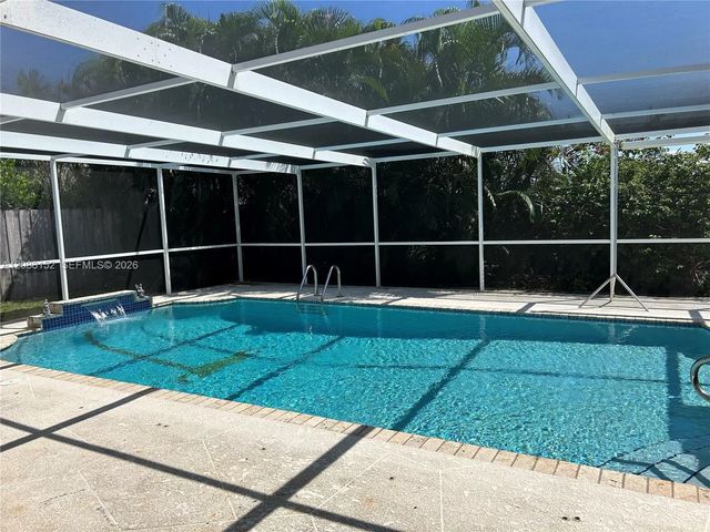 5 of 7 - 2480 Ne 46th Street, Lighthouse Point, FL
