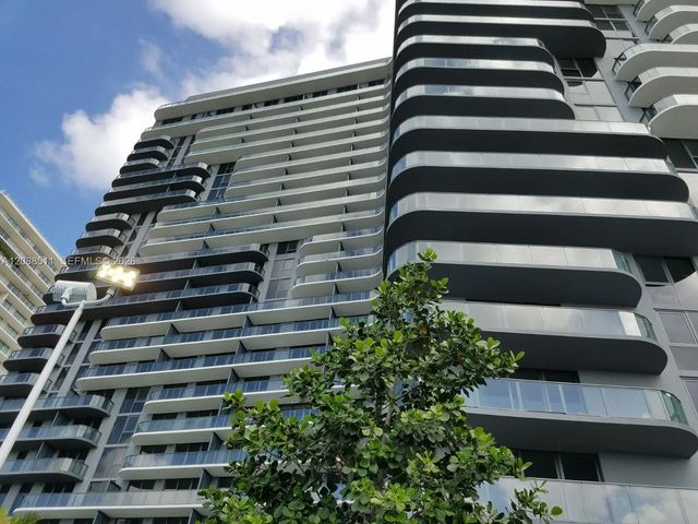 121 Ne 34 Street #811, Miami