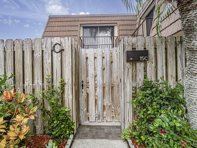 5 of 39 - 1166 6th Avenue #15c, Vero Beach, FL