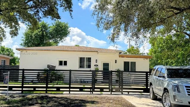 1560 Nw 124th Street, North Miami