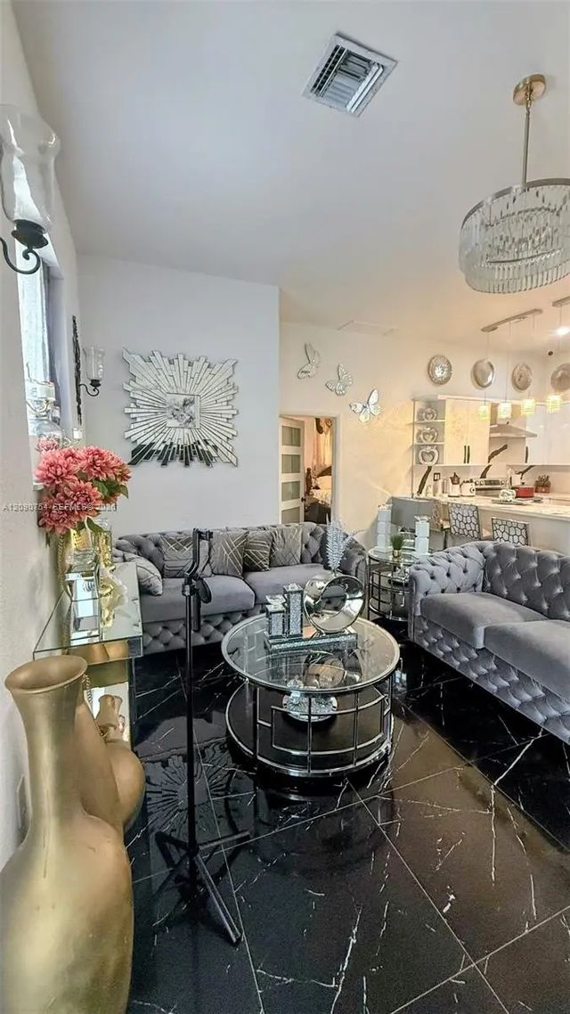 4 of 23 - 1560 Nw 124th Street, North Miami, FL