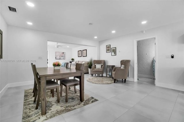 4 of 36 - 617 Nw 30th Court, Wilton Manors, FL