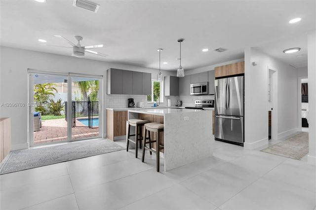 5 of 36 - 617 Nw 30th Court, Wilton Manors, FL