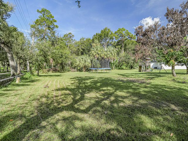 5 of 35 - 2755 6th Place, Vero Beach, FL