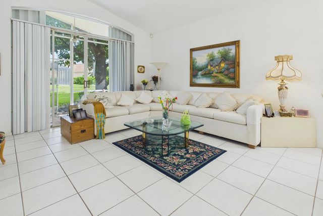 4 of 33 - 7032 Cataluna Circle, Delray Beach, FL