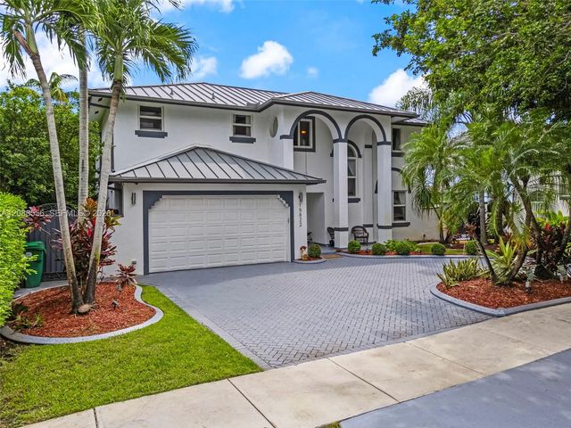 15822 Sw 103rd Lane, Miami